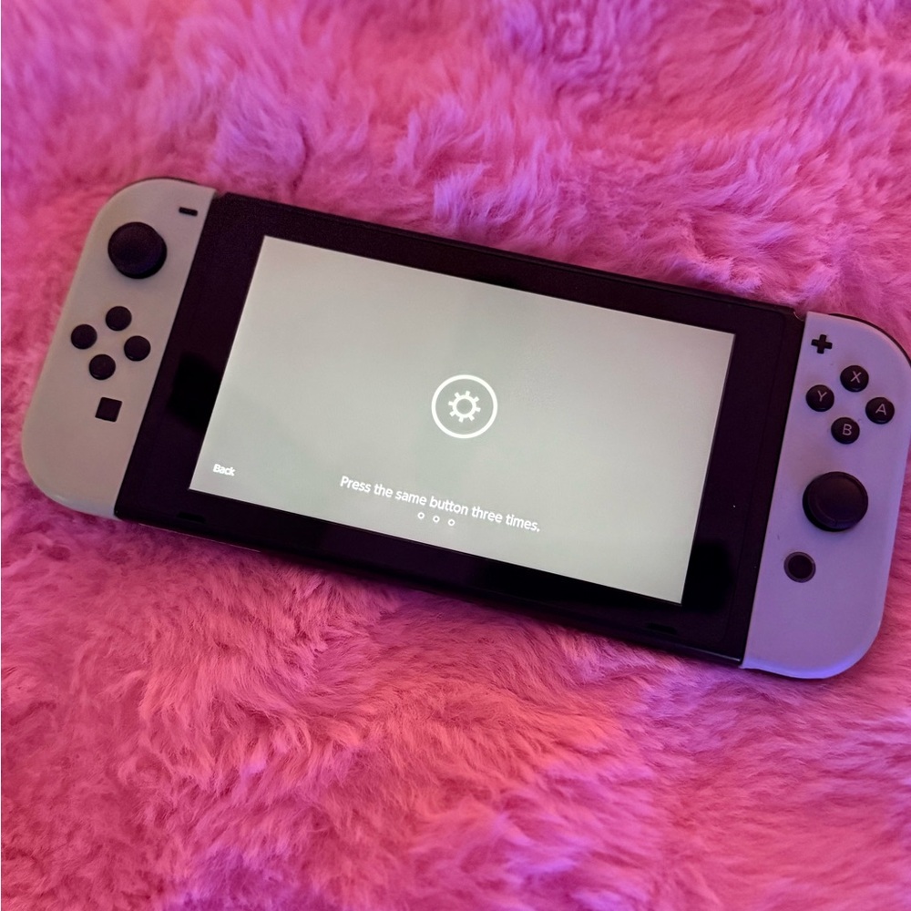 ♥ ANIMAL CROSSING ACNH NINTENDO SWITCH CONSOLE WITH DOCK + CHARGER ♥ - Picture 2 of 5